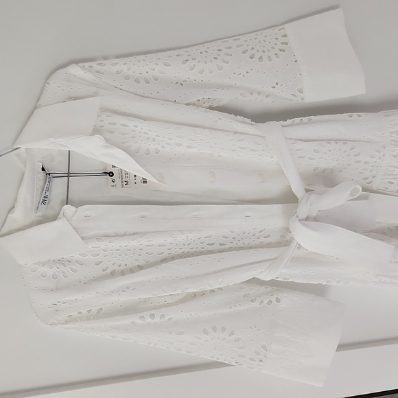 Zara Eyelet White Dress NWT - Picture 3 of 9